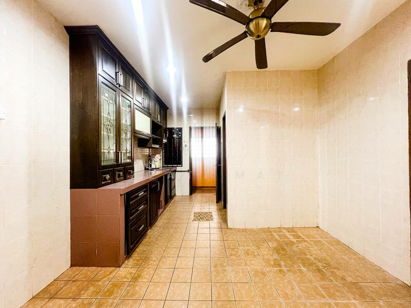 2-storey Terraced House for Sale in Taman Pinggiran Saujana (Kajang) - Izzati Mat - Kitchen - PropertyGuru.com.my