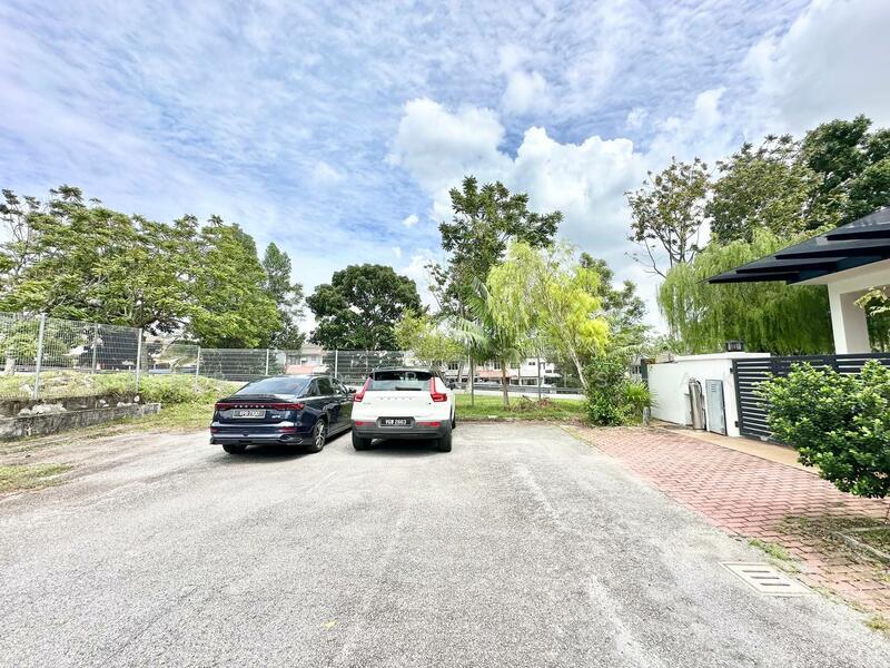 3-storey Terraced House for Sale in Puchong (Selangor) - Nur Adibah Ishak - Exterior - PropertyGuru.com.my