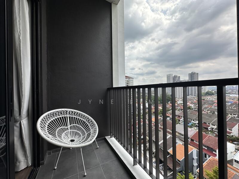 The Mate @ Damansara Jaya untuk Untuk Disewa - RM 1,900 /bulan, Feb 2026 - Balcony - PropertyGuru.com.my