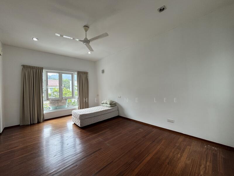 3-storey Terraced House for Rent in Tanjung Bungah (Penang) - Catherine Lee - Bedroom - PropertyGuru.com.my