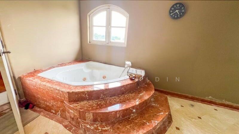 Taman Melawati untuk Untuk Dijual - RM 8,000,000, Feb 2026 - Bathroom - PropertyGuru.com.my