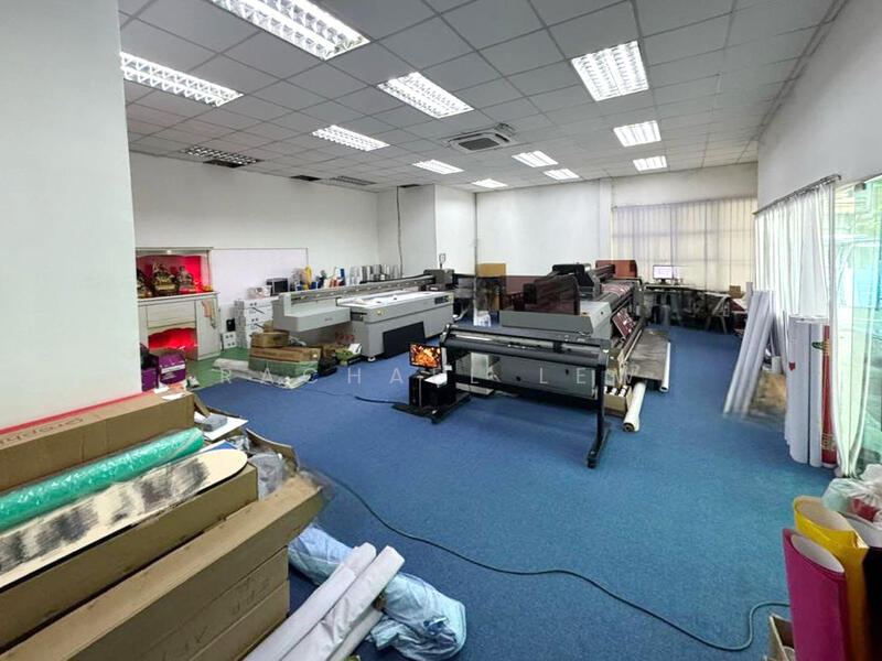 Kempas Utama untuk Untuk Dijual - RM 2,700,000, Feb 2026 - Interior - PropertyGuru.com.my