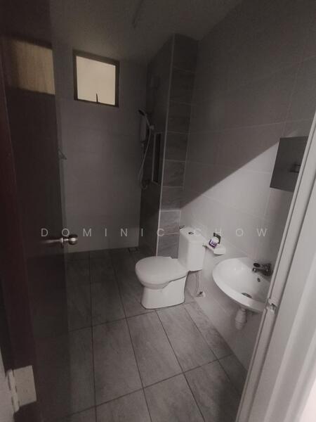 KSL Residence 2 @ Kangkar Tebrau untuk Untuk Disewa - RM 1,800 /bulan, Feb 2026 - Bathroom - PropertyGuru.com.my