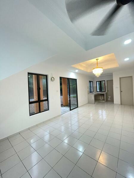 Townhouse for Rent in Beranang (Selangor) - Firdaus Dauz - Living Room - PropertyGuru.com.my