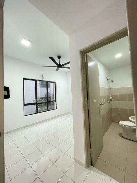 Townhouse for Rent in Beranang (Selangor) - Firdaus Dauz - Bathroom - PropertyGuru.com.my