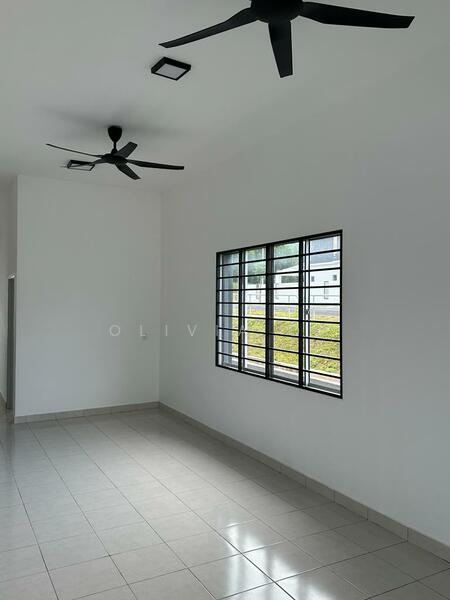 1-storey Terraced House for Sale in Seremban 2 (Negeri Sembilan) - OLIVIA OH - Living Room - PropertyGuru.com.my