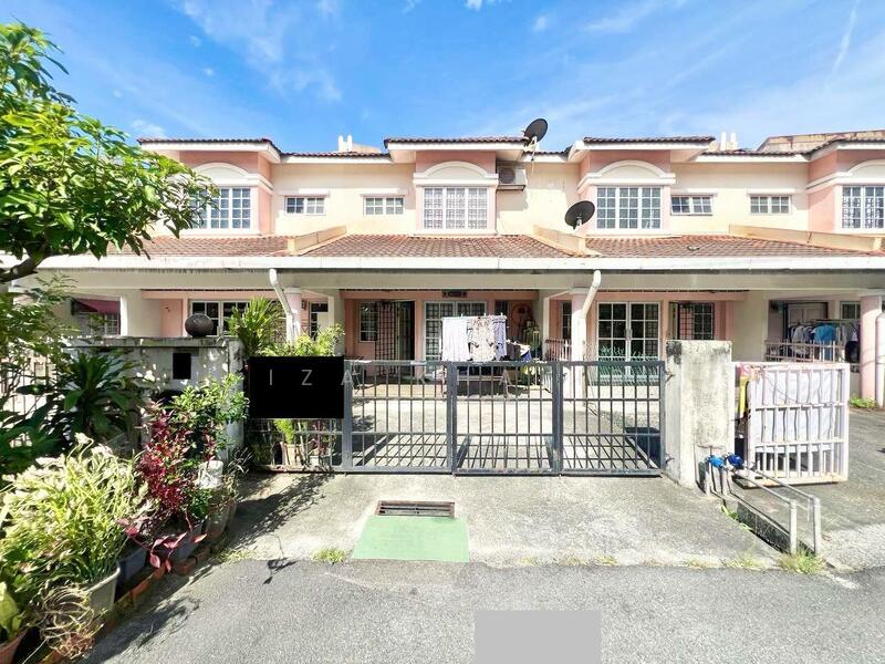 2-storey Terraced House for Sale in Kajang (Selangor) - Liza Khalid - Exterior - PropertyGuru.com.my