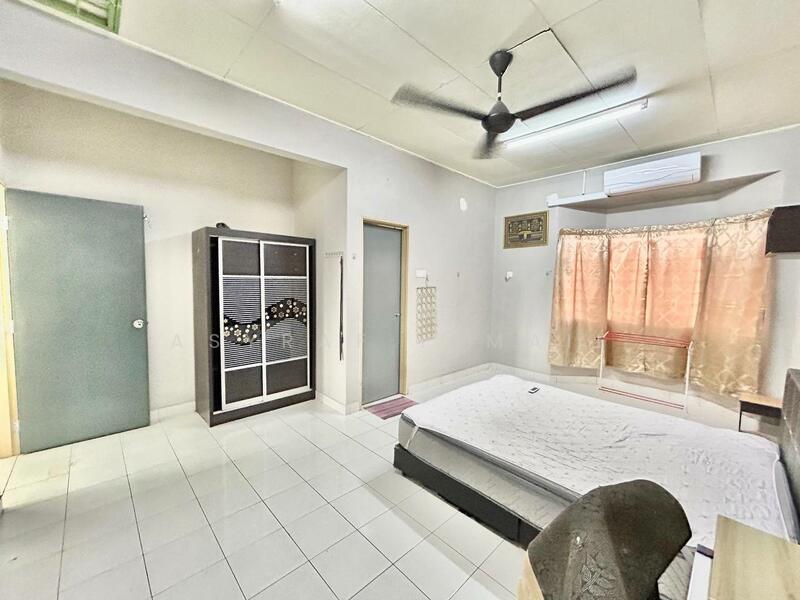2-storey Terraced House for Sale in Bandar Puncak Alam (Puncak Alam) - Asyraf Ismail - Bedroom - PropertyGuru.com.my