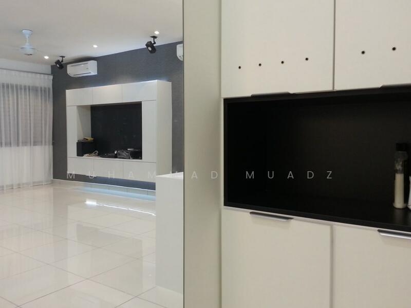 Condominium for Sale at Mirage By The Lake - Muhammad Muadz - Living Room - PropertyGuru.com.my