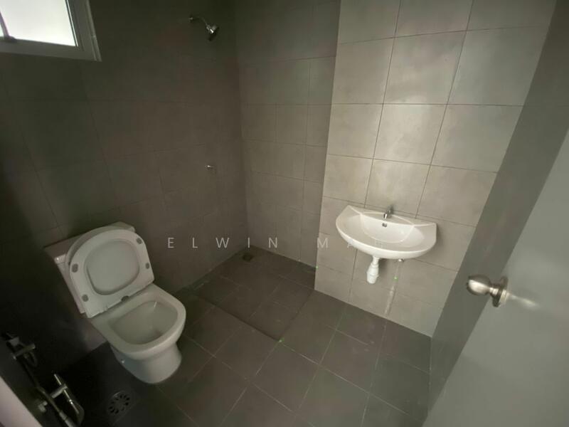2-storey Terraced House for Sale in Bandar Gamuda Gardens (Rawang) - Elwin Mah - Bathroom - PropertyGuru.com.my