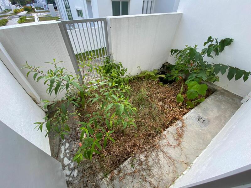 2-storey Terraced House for Sale in Bandar Gamuda Gardens (Rawang) - Elwin Mah - Exterior - PropertyGuru.com.my
