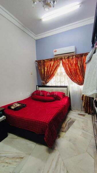 Terraced House for Sale in Klang (Selangor) - Nur Adibah Ishak - Bedroom - PropertyGuru.com.my