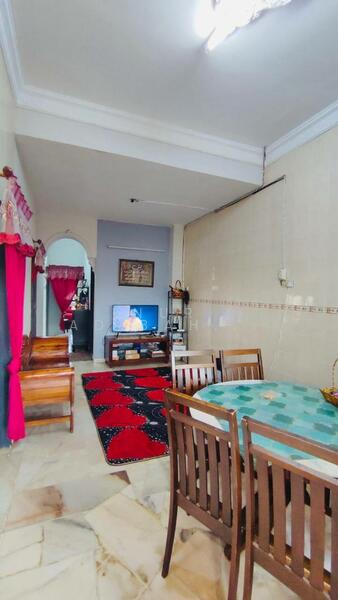 Terraced House for Sale in Klang (Selangor) - Nur Adibah Ishak - Living Room - PropertyGuru.com.my
