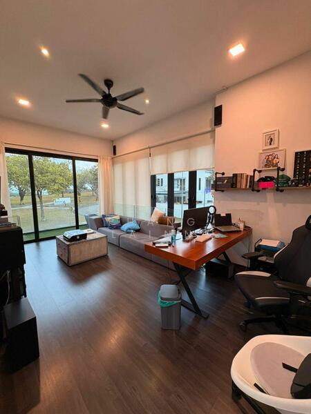 2-storey Terraced House for Sale in Setia Tropika (Johor Bahru) - Phang Elainne - Living Room - PropertyGuru.com.my