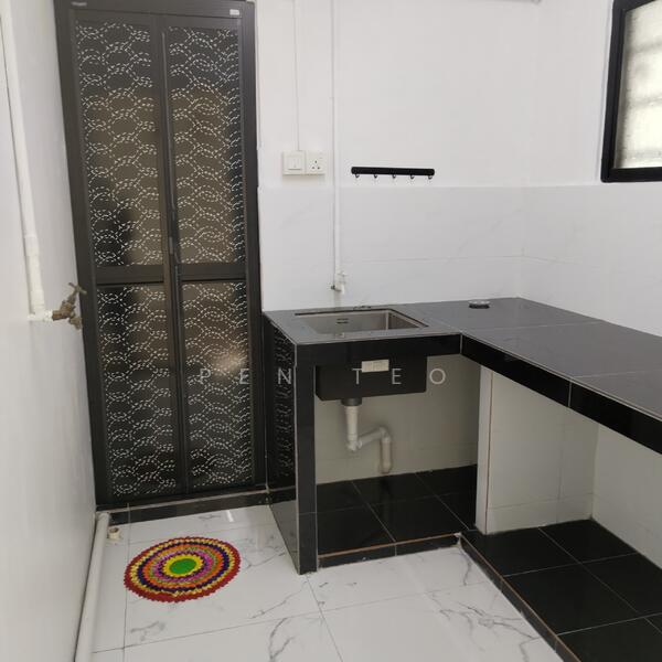Taman Rifle untuk Untuk Disewa - RM 700 /bulan, Feb 2026 - Kitchen - PropertyGuru.com.my