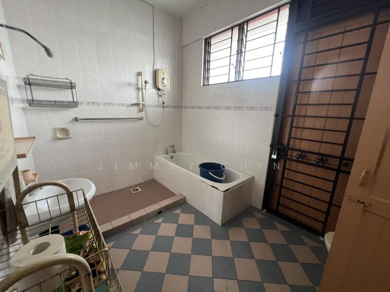 Semi-Detached House for Sale in Kuching (Sarawak) - Jimmyy Chin - PropertyGuru.com.my