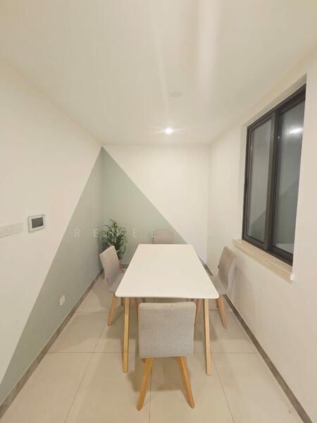 Service Residence for Rent at R&F Princess Cove Phase 1 - Renee Gan - Dining Room - PropertyGuru.com.my