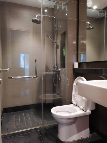 Service Residence for Sale at Vista Residences - Yi Jun - Bathroom - PropertyGuru.com.my