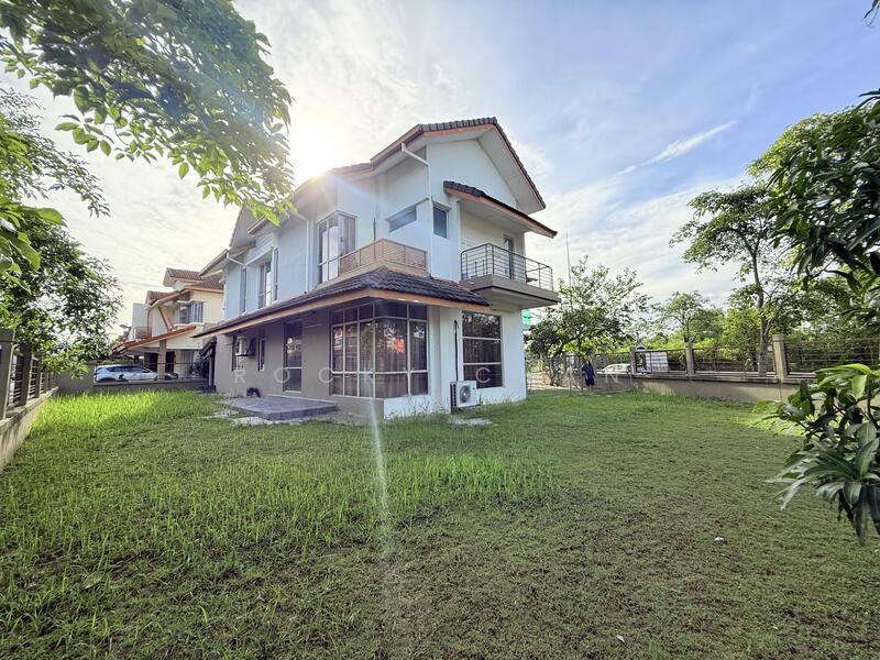 Bungalow for Sale in Rawang (Selangor) - Rocky Chan - Exterior - PropertyGuru.com.my