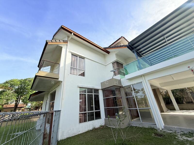 Bungalow for Sale in Rawang (Selangor) - Rocky Chan - Exterior - PropertyGuru.com.my