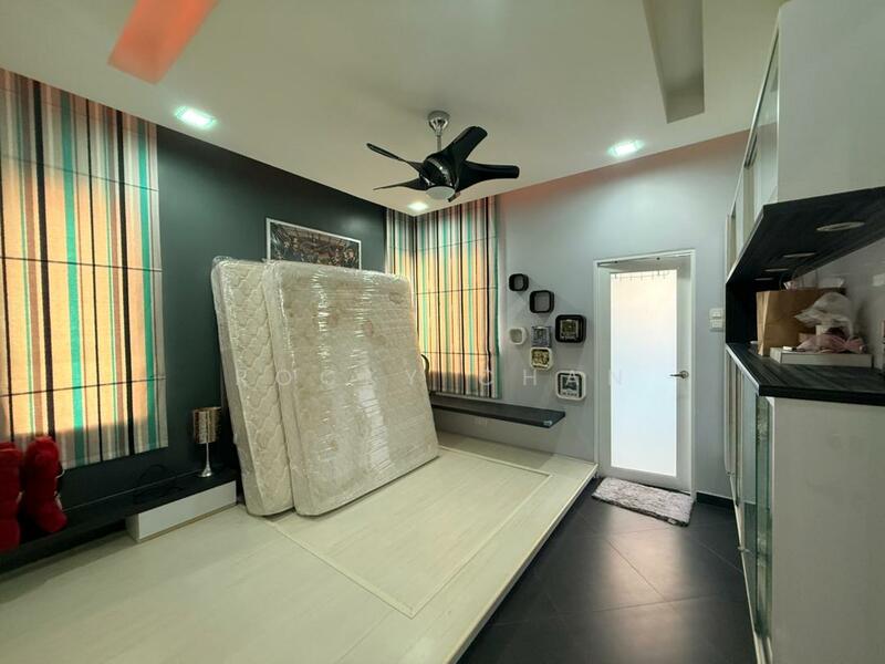 Semi-Detached House for Sale in Rawang (Selangor) - Rocky Chan - Bedroom - PropertyGuru.com.my