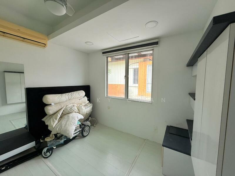 Semi-Detached House for Sale in Rawang (Selangor) - Rocky Chan - Bedroom - PropertyGuru.com.my