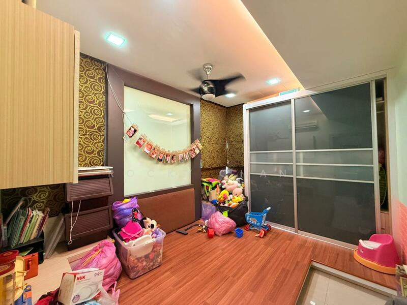 Semi-Detached House for Sale in Rawang (Selangor) - Rocky Chan - Bedroom - PropertyGuru.com.my