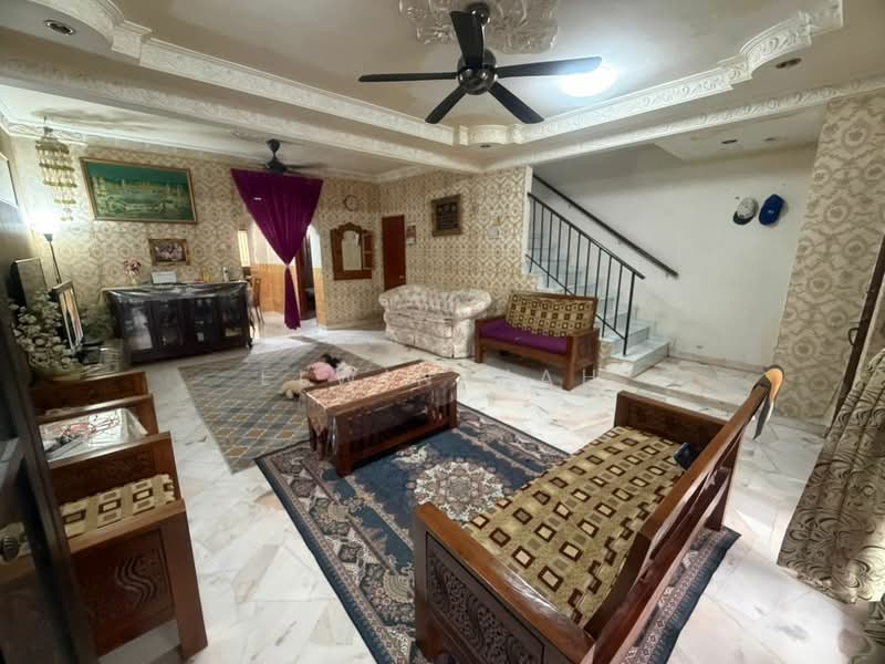 Amethyst 2, Kota Emerald untuk Untuk Dijual - RM 450,000, Mac 2026 - Living Room - PropertyGuru.com.my