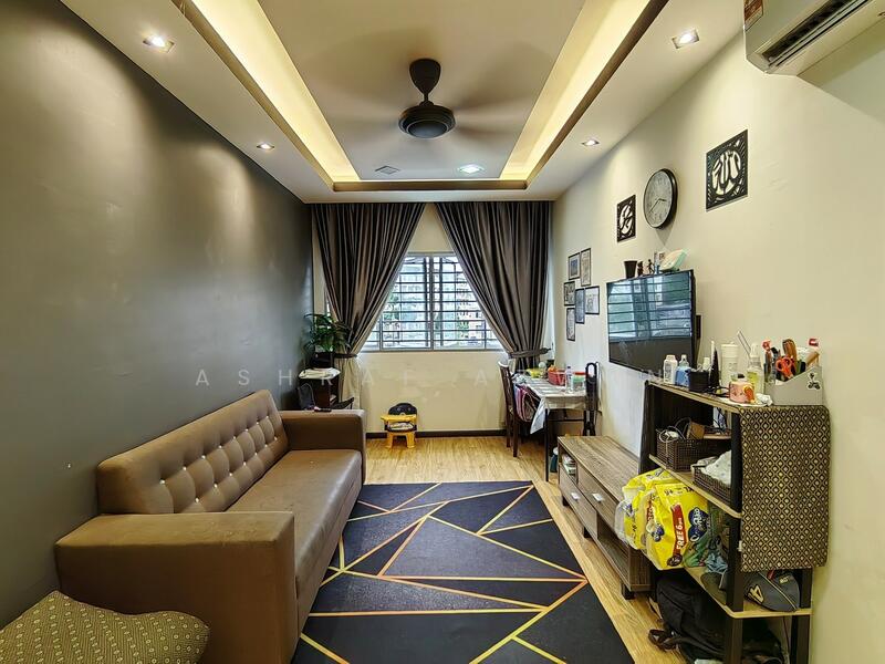 Apartment for Sale at Kemuning Idaman - Ashraf Azwan - Living Room - PropertyGuru.com.my
