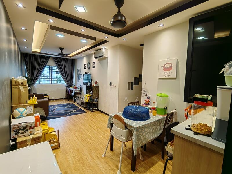 Apartment for Sale at Kemuning Idaman - Ashraf Azwan - Living Room - PropertyGuru.com.my