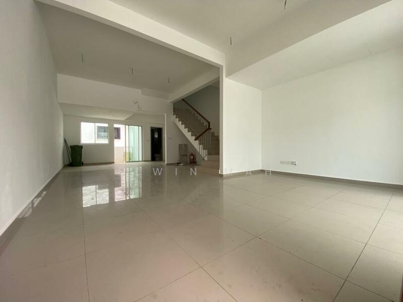 Illaria untuk Untuk Dijual - RM 638,000, Feb 2026 - Living Room - PropertyGuru.com.my