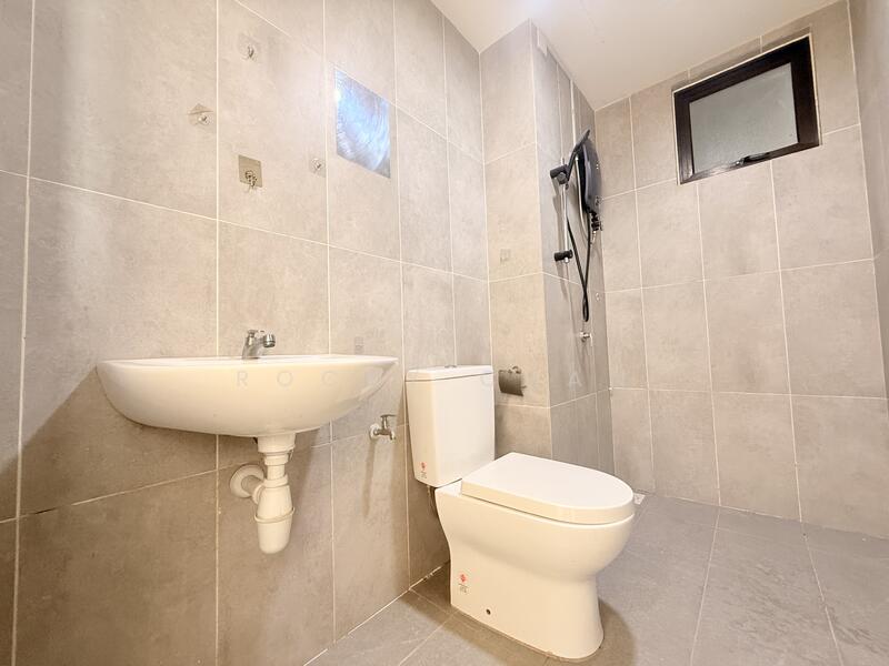 Condominium for Sale at Avia Plus, Bandar Country Homes - Rocky Chan - Bathroom - PropertyGuru.com.my