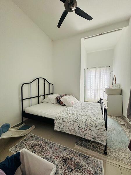 Taman Tropika 2 untuk Untuk Dijual - RM 350,000, Feb 2026 - Bedroom - PropertyGuru.com.my