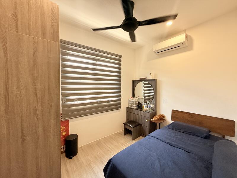 2-storey Terraced House for Sale in Bandar Country Homes (Rawang) - Rocky Chan - Bedroom - PropertyGuru.com.my