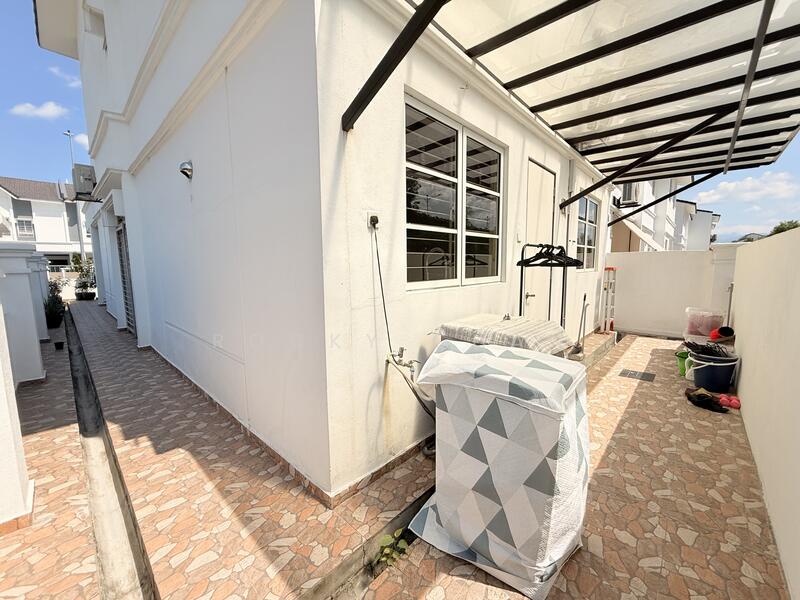 2-storey Terraced House for Sale in Bandar Country Homes (Rawang) - Rocky Chan - Exterior - PropertyGuru.com.my