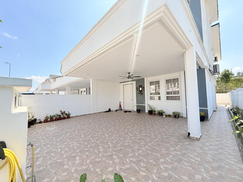 2-storey Terraced House for Sale in Bandar Country Homes (Rawang) - Rocky Chan - Exterior - PropertyGuru.com.my