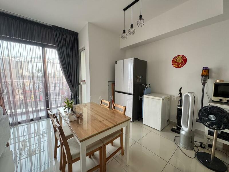 Service Residence for Sale at Paisley @ Tropicana Metropark - Brendan Phuah - Dining Room - PropertyGuru.com.my