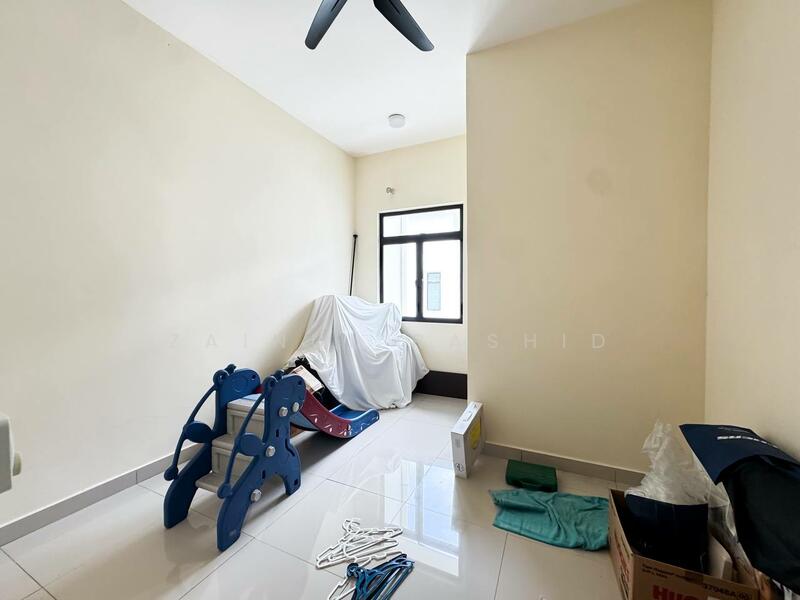 2-storey Terraced House for Sale in Telok Panglima Garang (Selangor) - Zainul Rashid - Interior - PropertyGuru.com.my