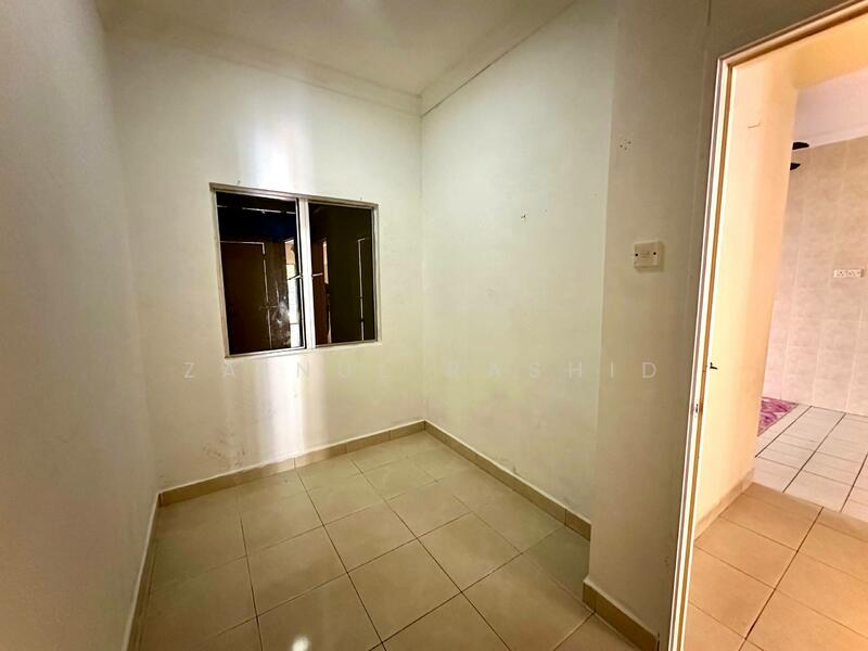 2-storey Terraced House for Sale in UEP Subang Jaya (Subang Jaya) - Zainul Rashid - Interior - PropertyGuru.com.my