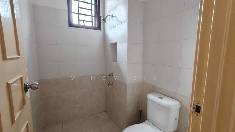Cluster House for Sale in Austin Heights (Tebrau) - Vincy Sia - Bathroom - PropertyGuru.com.my