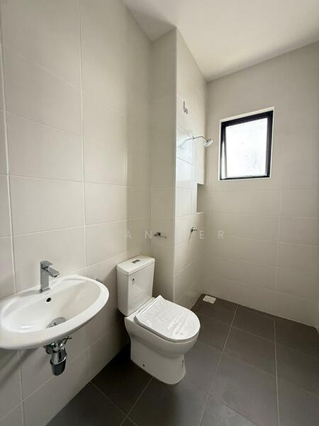 Cluster House for Sale in Eco Botanic (Iskandar Puteri (Nusajaya)) - Alan Ler - Bathroom - PropertyGuru.com.my