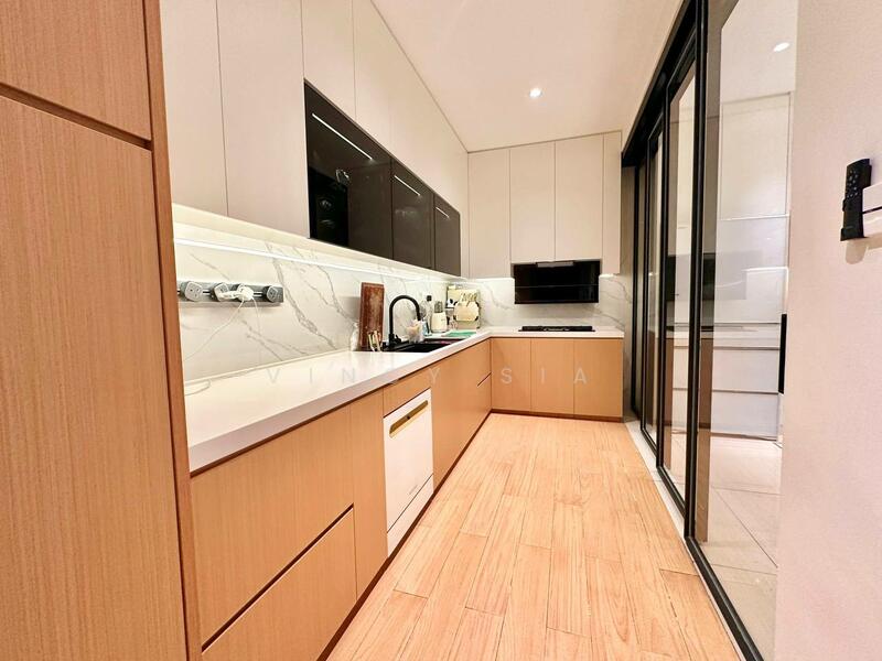 Cluster House for Sale in Mutiara Rini (Skudai) - Vincy Sia - Kitchen - PropertyGuru.com.my