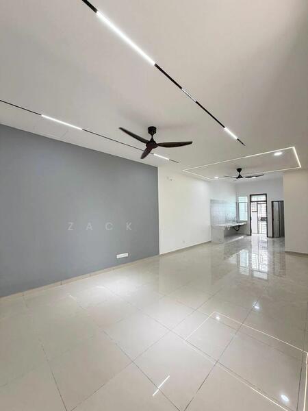 Pasir Gudang untuk Untuk Dijual - RM 528,000, Apr 2026 - Living Room - PropertyGuru.com.my
