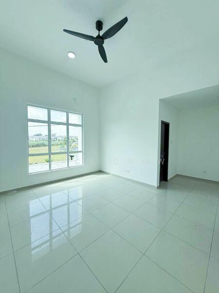 Pasir Gudang untuk Untuk Dijual - RM 528,000, Apr 2026 - Living Room - PropertyGuru.com.my