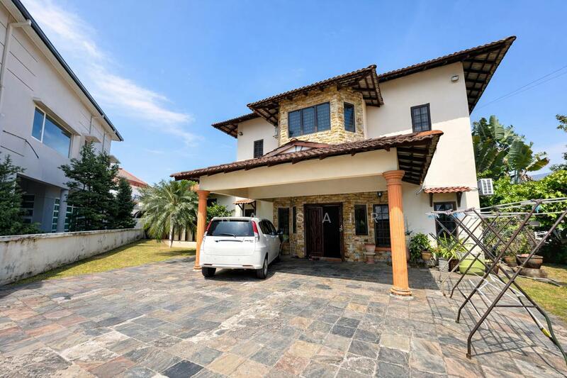 Bungalow for Sale in Petaling Jaya (Selangor) - Eryna Sairy - Exterior - PropertyGuru.com.my