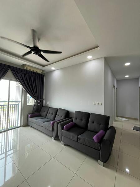 Service Residence for Rent at Meridin Bayvue @ Sierra Perdana - Dave Sim - Living Room - PropertyGuru.com.my