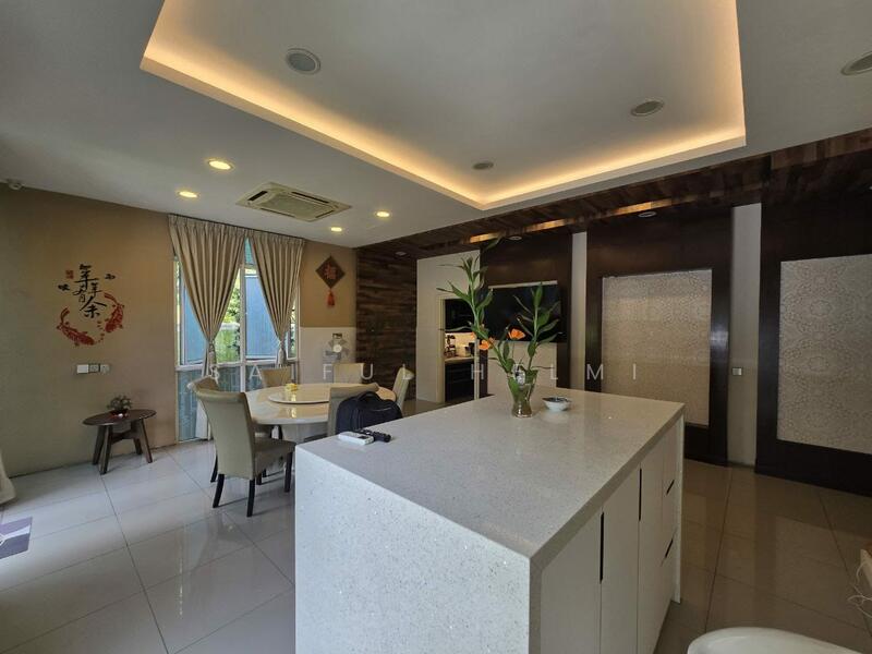 Zero-Lot Bungalow for Sale in Setia Eco Park (Setia Alam) - SAIFUL HELMI - Dining Room - PropertyGuru.com.my
