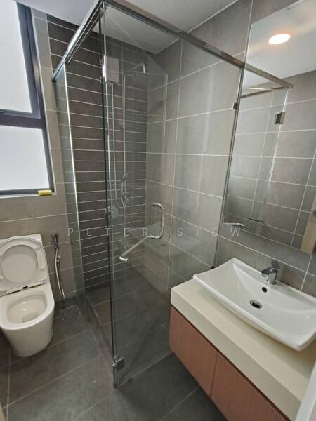 Service Residence for Sale at The M @ Medini Macrolink - Peter Siew - Bathroom - PropertyGuru.com.my