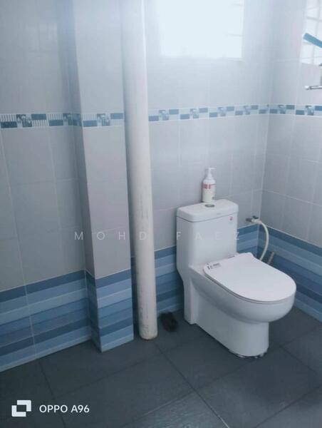 2-storey Terraced House for Sale in Taman Bukit Tiram (Ulu Tiram) - Mohd Faez - Bathroom - PropertyGuru.com.my