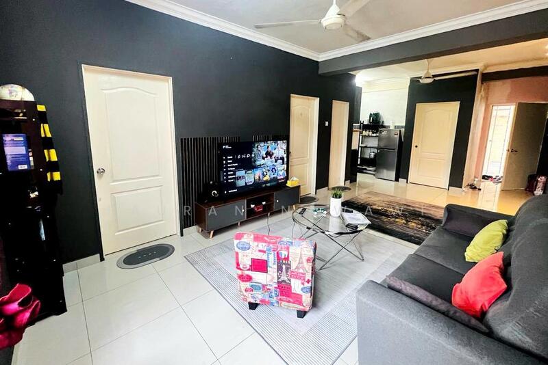 Apartment for Sale at Residensi Melor - Fauran Nawawi - Living Room - PropertyGuru.com.my